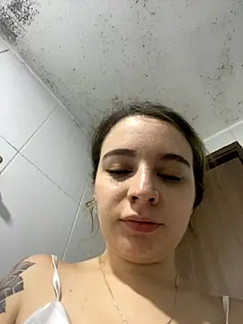 Snapshot of karla-thomsom10 chatting on 23, 11, 2025 karla-thomsom10 online show from 23, 11, 2025