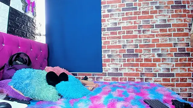 aliaandadara online show from 5, 2, 2026