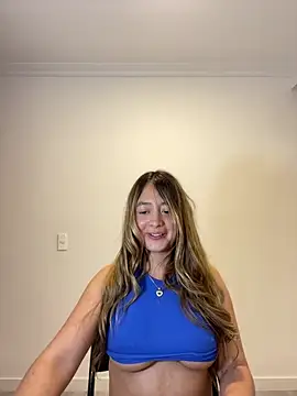 Snapshot of Zara_Ross chatting on 28, 4, 2026 Zara Ross online show from 28, 4, 2026