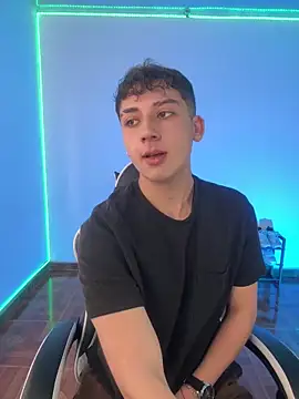 Snapshot of Casper___kyy chatting on 8, 10, 2025 Casper kyy online show from 8, 10, 2025