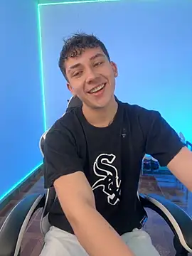 Snapshot of Casper___kyy chatting on 19, 9, 2025 Casper kyy online show from 19, 9, 2025