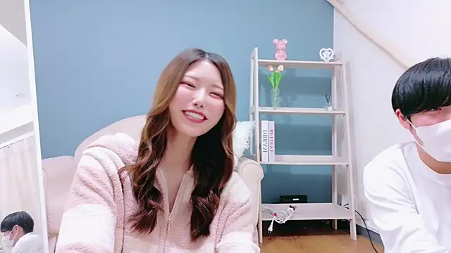 Reto-sama online show from 15, 11, 2025