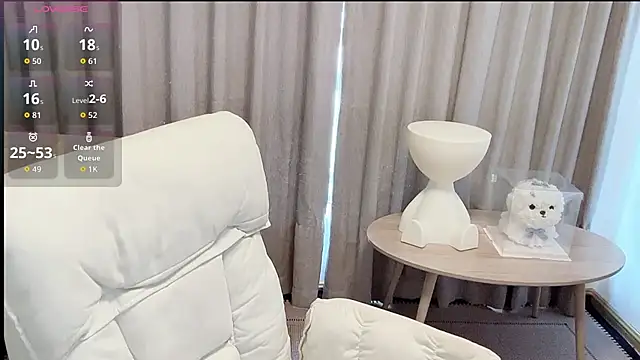 Snapshot of Y-fovik-ii chatting on 15, 9, 2025 Y-fovik-ii online show from 15, 9, 2025