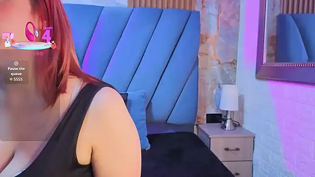 angel  red  online show from 15, 11, 2025