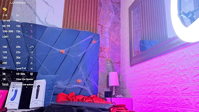 angel  red  online show from 13, 10, 2025