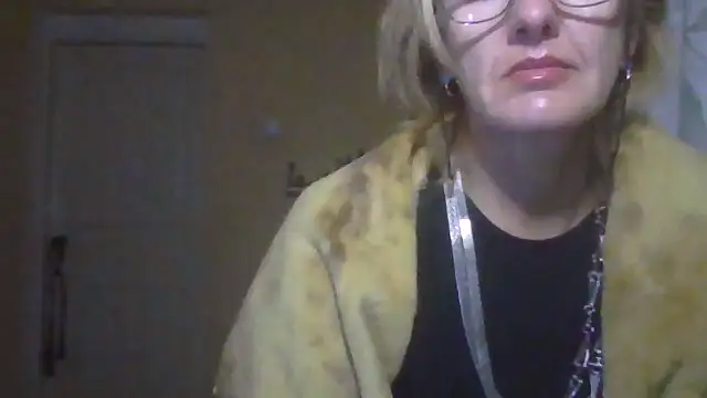 TianaQLove online show from 27, 10, 2025