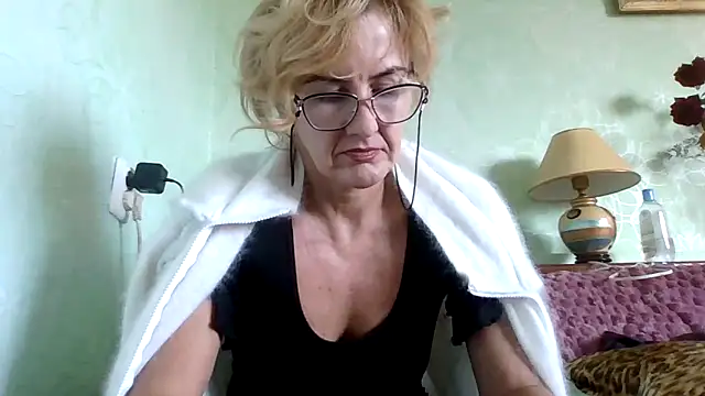 TianaQLove online show from 1, 11, 2025