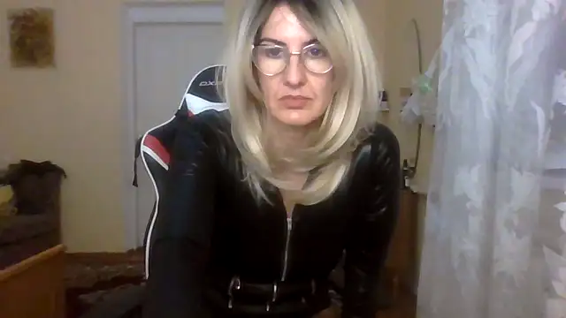 TianaQLove online show from 19, 9, 2025