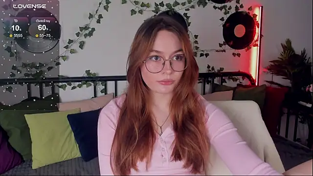 LanaAirlie online show from 15, 11, 2025