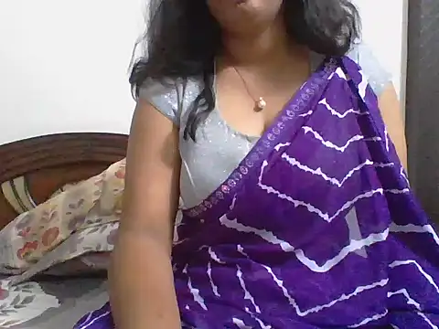 anu-anu2002 online show from 25, 10, 2025