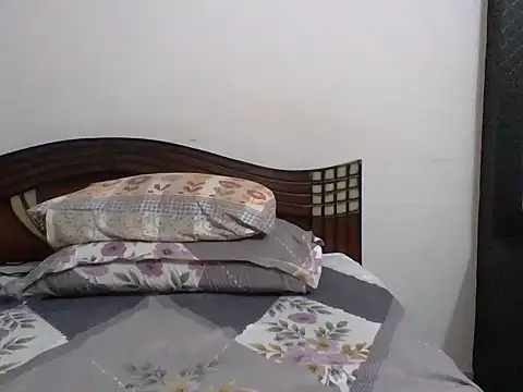 anu-anu2002 online show from 19, 10, 2025