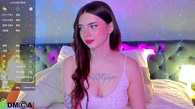 Snapshot of _xna_ chatting on 8, 11, 2025 xna online show from 8, 11, 2025