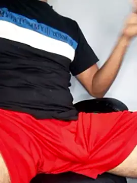 Bosssweet22cm online show from 26, 2, 2026