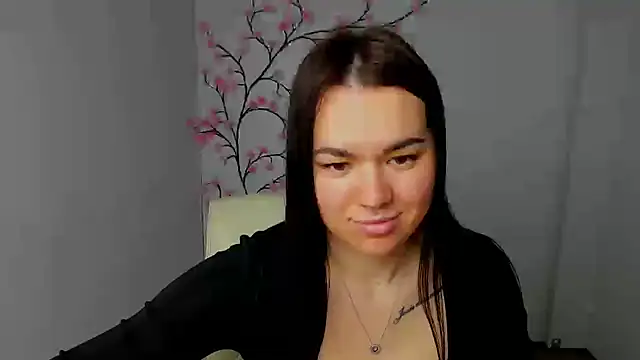 Lola Saymyname online show from 29, 3, 2026