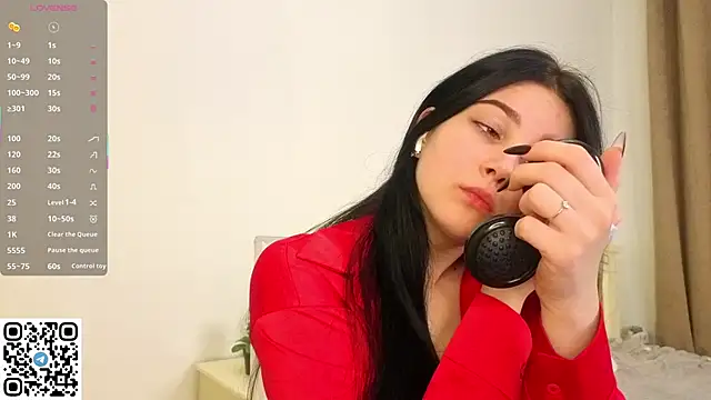 EnricaElis online show from 25, 2, 2026