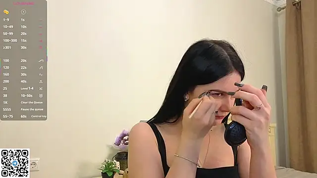 EnricaElis online show from 30, 11, 2025