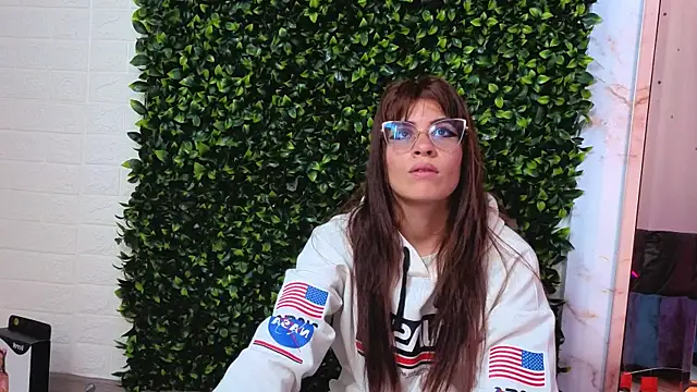 Snapshot of Jessi_Walker chatting on 13, 2, 2026 Jessi Walker online show from 13, 2, 2026