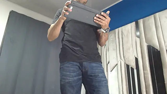 Morganandmegan online show from 13, 11, 2025