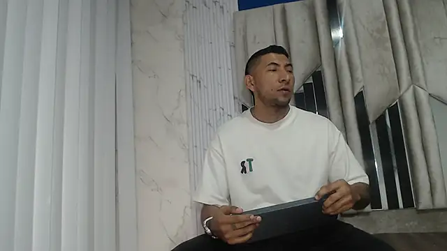 Morganandmegan online show from 27, 11, 2025