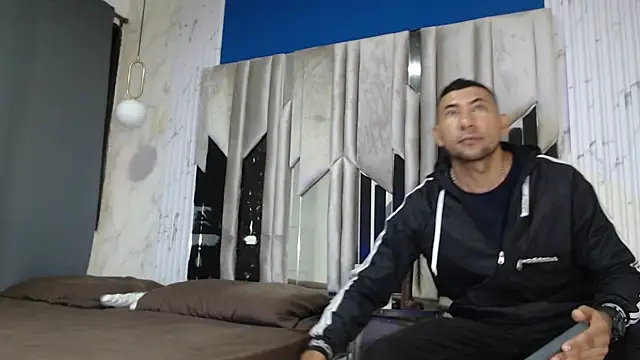 Morganandmegan online show from 10, 11, 2025