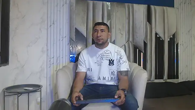 Morganandmegan online show from 6, 10, 2025