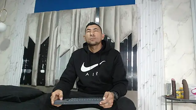 Morganandmegan online show from 15, 11, 2025