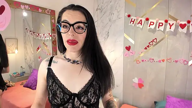 IsisNoir online show from 17, 2, 2026