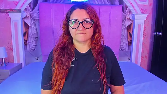 Snapshot of mishell_lovely chatting on 3, 2, 2026 mishell lovely online show from 3, 2, 2026