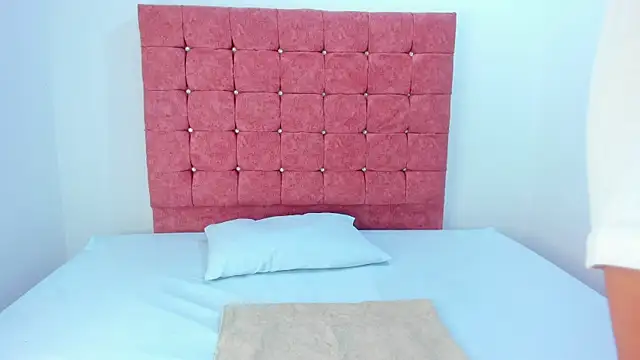 mishell lovely online show from 13, 1, 2026