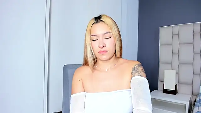 Snapshot of LexxyBunny_ chatting on 19, 9, 2025 LexxyBunny online show from 19, 9, 2025