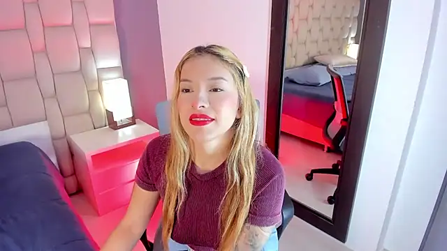 Snapshot of LexxyBunny_ chatting on 24, 9, 2025 LexxyBunny online show from 24, 9, 2025