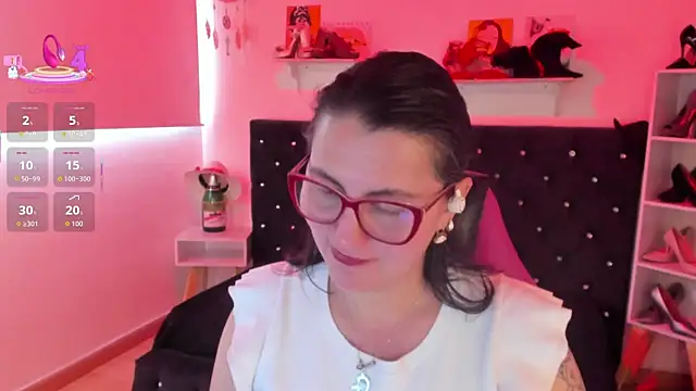 D Martii online show from 2, 10, 2025