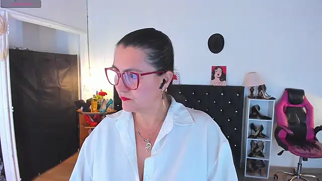 D Martii online show from 21, 11, 2025