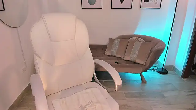 Beverly johnson online show from 8, 10, 2025