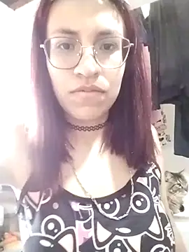 Snapshot of Katyuskka_love chatting on 18, 11, 2025 Katyuskka love online show from 18, 11, 2025