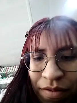 Snapshot of Katyuskka_love chatting on 24, 11, 2025 Katyuskka love online show from 24, 11, 2025