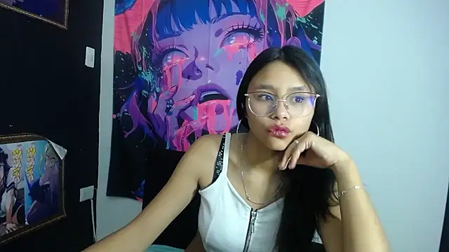 SofieLove 01 online show from 23, 9, 2025