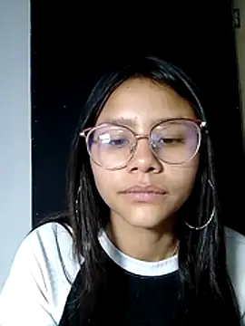 SofieLove 01 online show from 21, 12, 2025