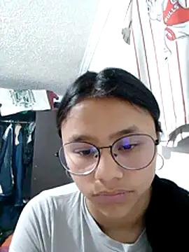 SofieLove 01 online show from 14, 3, 2026