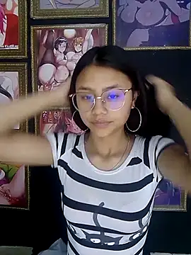 SofieLove 01 online show from 6, 10, 2025