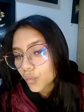 SofieLove 01 online show from 28, 11, 2025