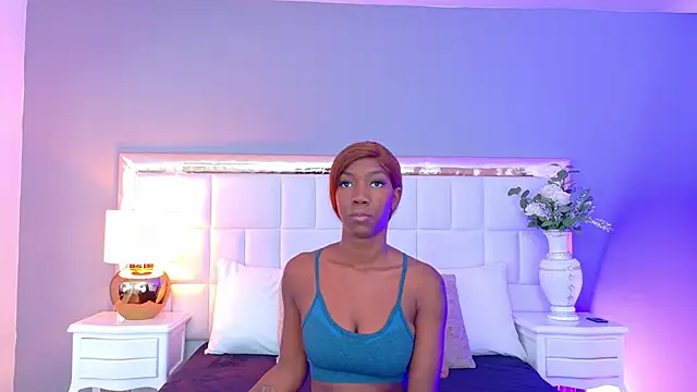 MadeleineHocker online show from 27, 9, 2025