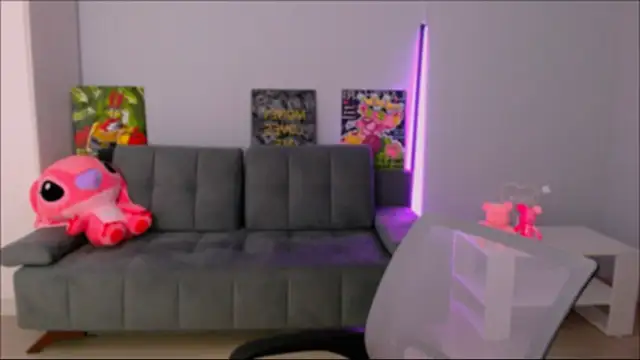 Snapshot of queenofthesense_ chatting on 30, 10, 2025 queenofthesense online show from 30, 10, 2025