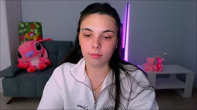 Snapshot of queenofthesense_ chatting on 24, 10, 2025 queenofthesense online show from 24, 10, 2025