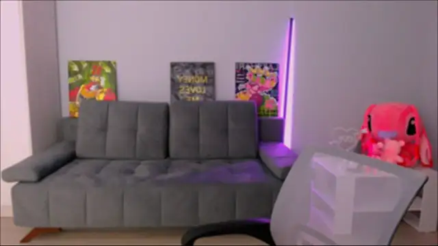 Snapshot of queenofthesense_ chatting on 12, 11, 2025 queenofthesense online show from 12, 11, 2025