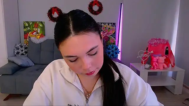 queenofthesense  online show from 15, 12, 2025