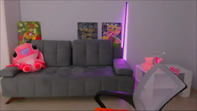 Snapshot of queenofthesense_ chatting on 19, 10, 2025 queenofthesense online show from 19, 10, 2025