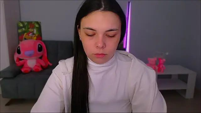 Snapshot of queenofthesense_ chatting on 20, 10, 2025 queenofthesense online show from 20, 10, 2025