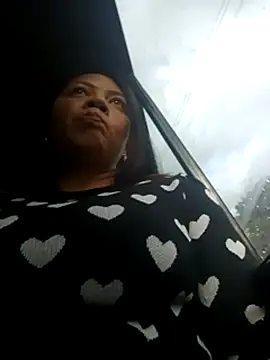 hiilarybrown online show from 13, 2, 2026