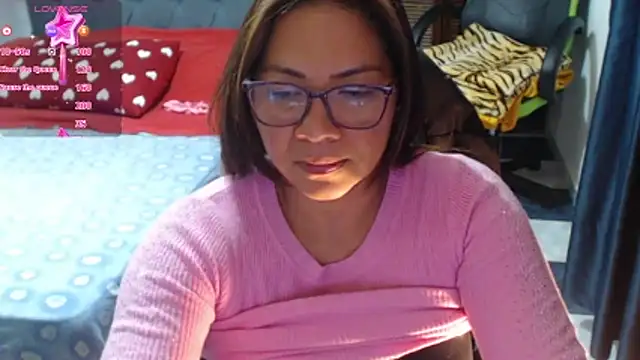 hiilarybrown online show from 7, 3, 2026